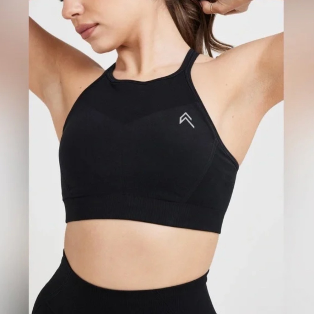 ONER | EFFORTLESS SEAMLESS HIGH NECK BRALETTE - Picture 3 of 3